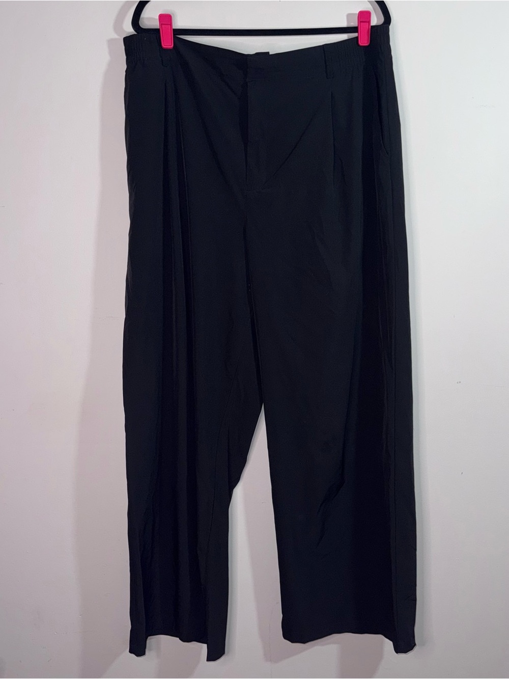 GapFit Women's XL Black Runaround Stretch Straight Leg Travel Athleisure Pants